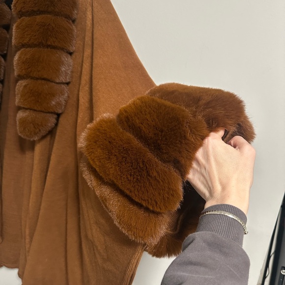 Saks Fifth Avenue Brown Faux Fur Cape - Picture 4 of 5
